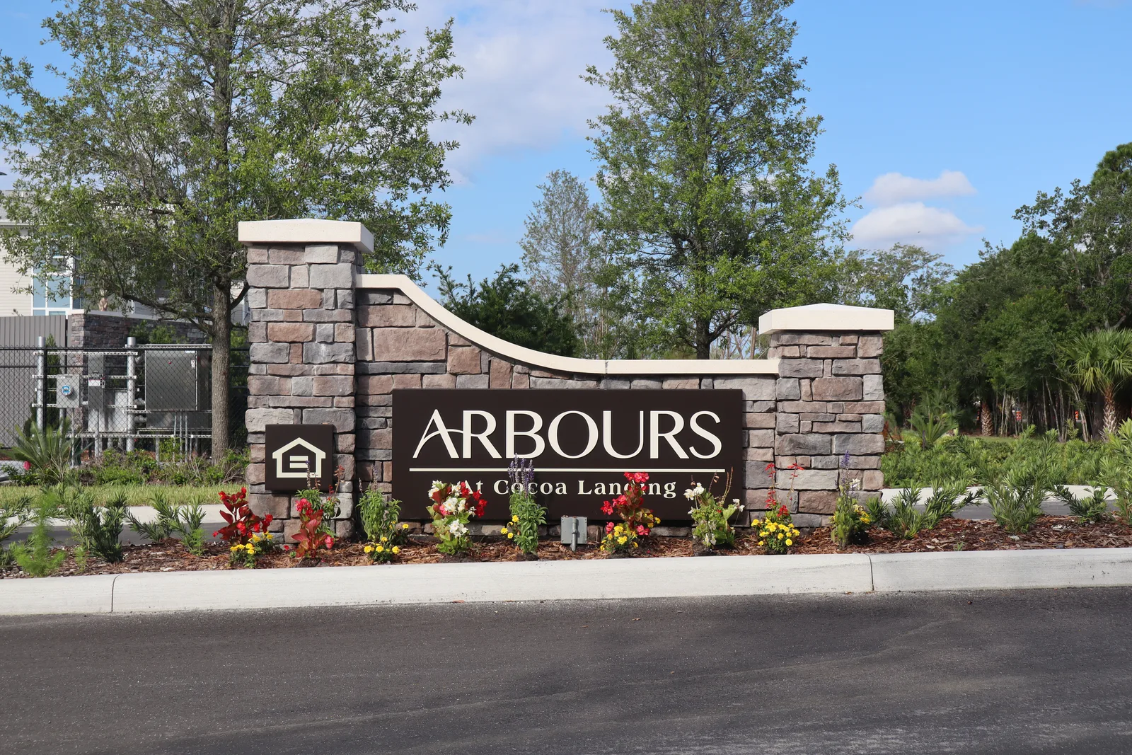 Custom monument sign for an apartment complex by Becotte Construction